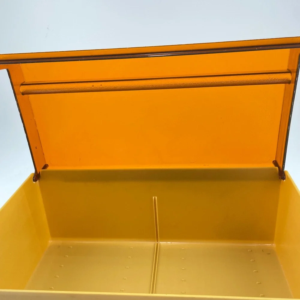 Rubbermaid vintage 2475